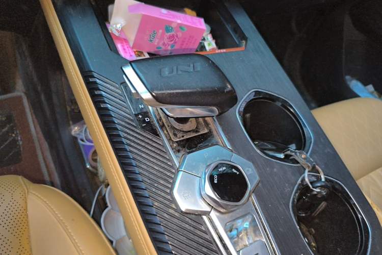 Used CHANGAN UNI-K 2021 2.0T Excellence Edition Gear Lever