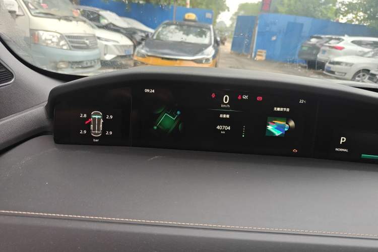 Used CHANGAN UNI-K 2021 2.0T All-Wheel Drive Prestige Version Instrument Cluster