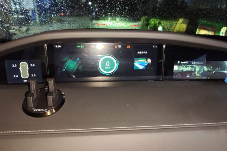 Used CHANGAN UNI-K 2021 2.0T Prestige Edition Instrument Cluster