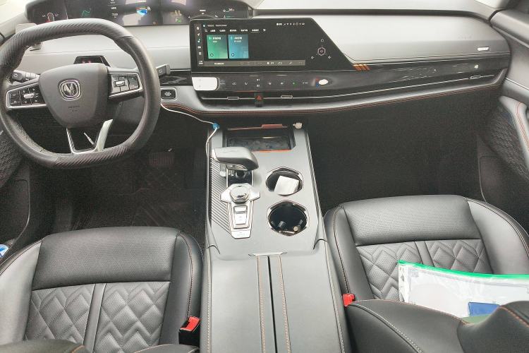Used CHANGAN UNI-K 2021 2.0T Prestige Edition Interior 2
