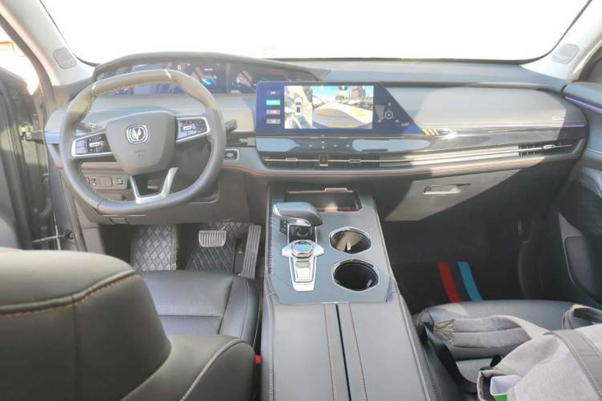 Used CHANGAN UNI-K 2021 2.0T Luxury Version Interior 2