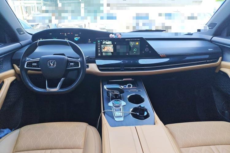 Used CHANGAN UNI-K 2021 2.0T All-Wheel Drive Prestige Version Interior 2