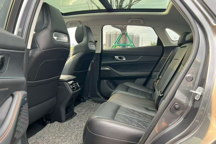 Used CHANGAN UNI-K 2021 2.0T Excellence Edition Interior 4