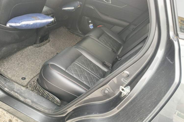 Used CHANGAN UNI-K 2021 2.0T Prestige Edition Interior 4