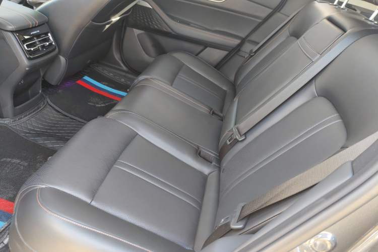 Used CHANGAN UNI-K 2021 2.0T Luxury Version Interior 4