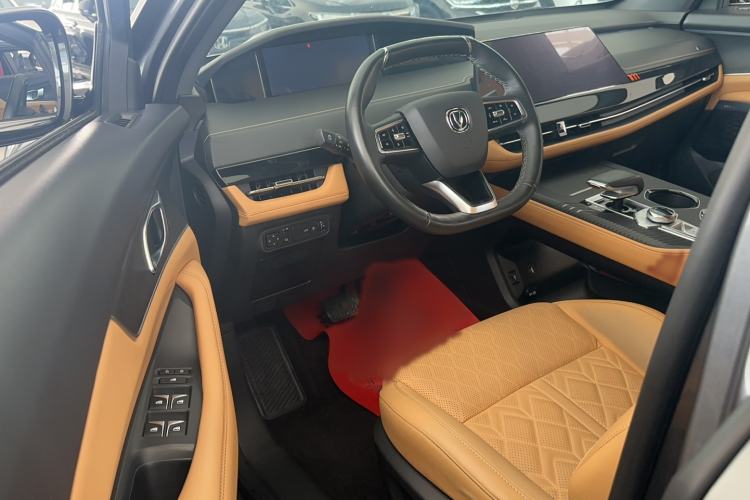 Used CHANGAN UNI-K 2021 2.0T Excellence Edition Interior 5
