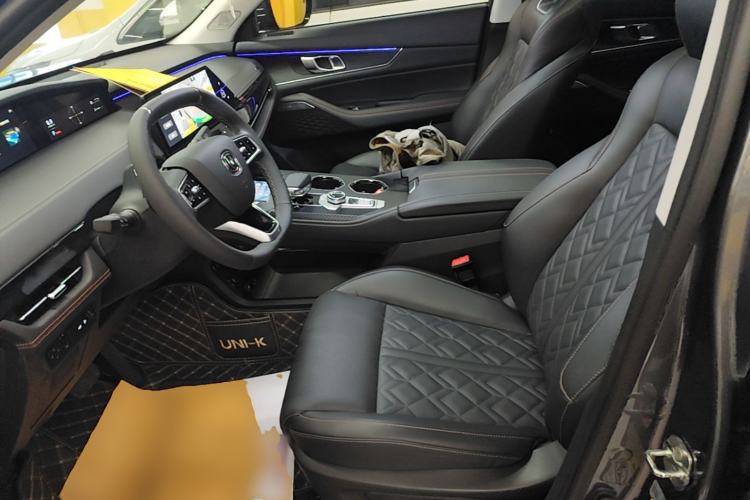 Used CHANGAN UNI-K 2021 2.0T All-Wheel Drive Prestige Version Left Front Seat