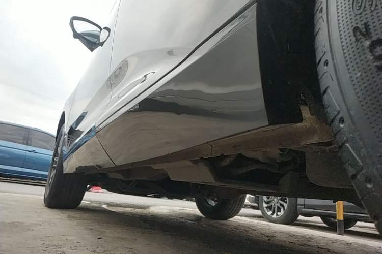 Used CHANGAN UNI-K 2021 2.0T Luxury Version Left Side Sill