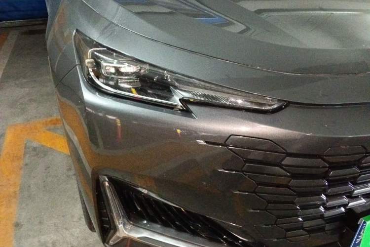 Used CHANGAN UNI-K 2021 2.0T Prestige Edition Right Front Headlight