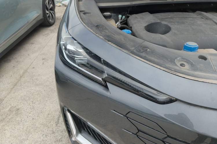 Used CHANGAN UNI-K 2021 2.0T Prestige Edition Right Front Headlight
