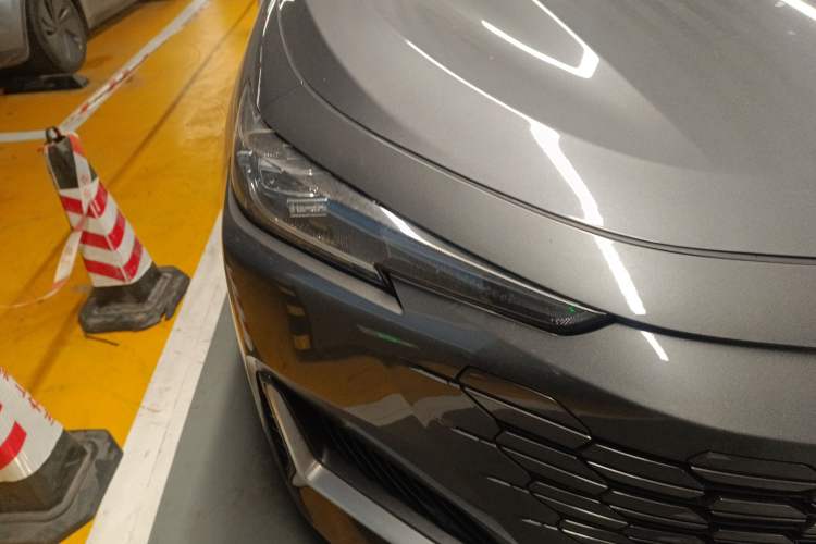 Used CHANGAN UNI-K 2021 2.0T Excellence Edition Right Front Headlight