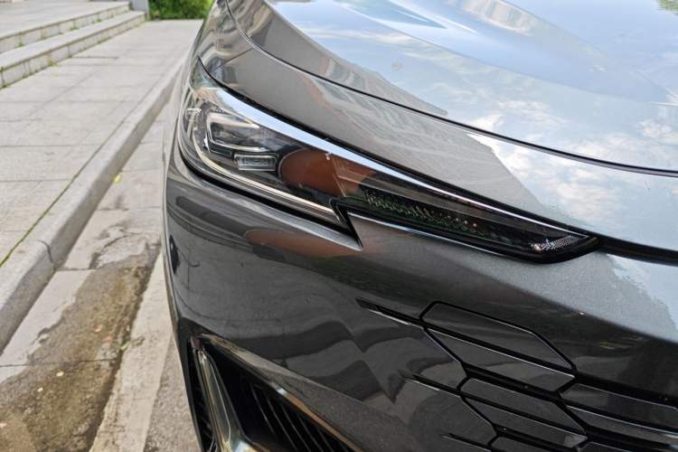 Used CHANGAN UNI-K 2021 2.0T Excellence Edition Right Front Headlight