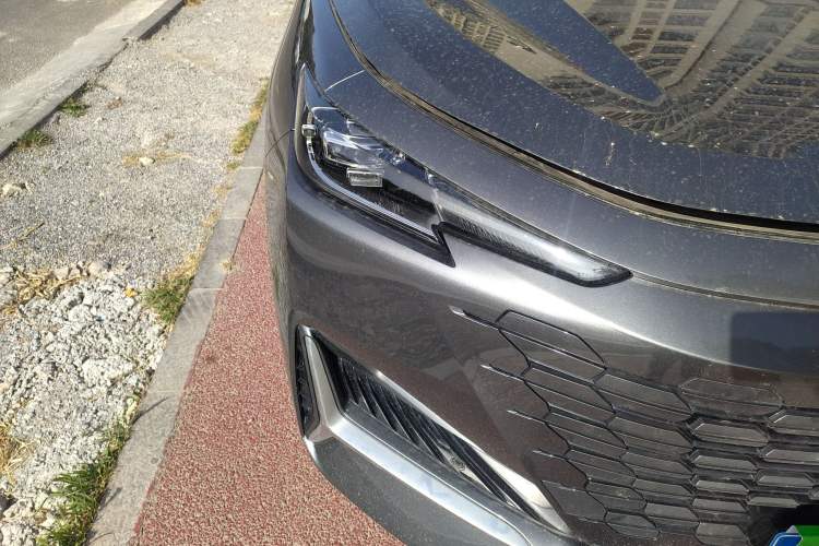 Used CHANGAN UNI-K 2021 2.0T Excellence Edition Right Front Headlight