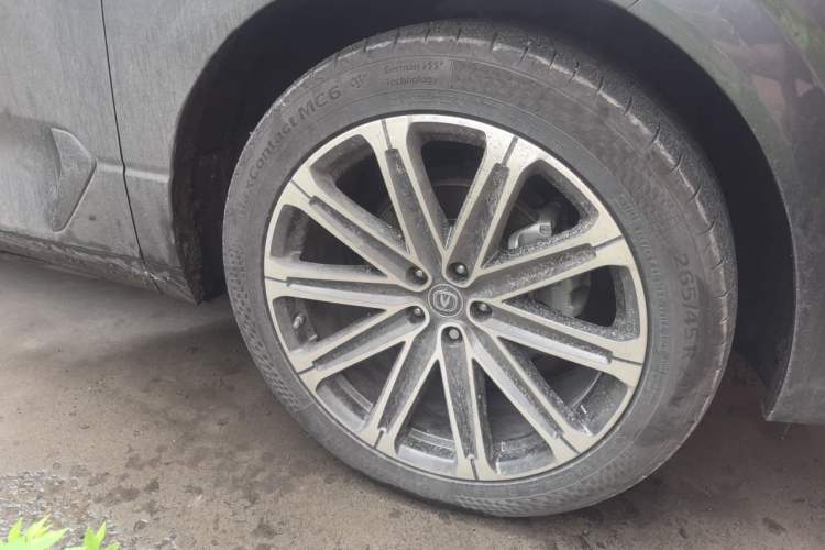 Used CHANGAN UNI-K 2021 2.0T Prestige Edition Right Front Wheel Hub