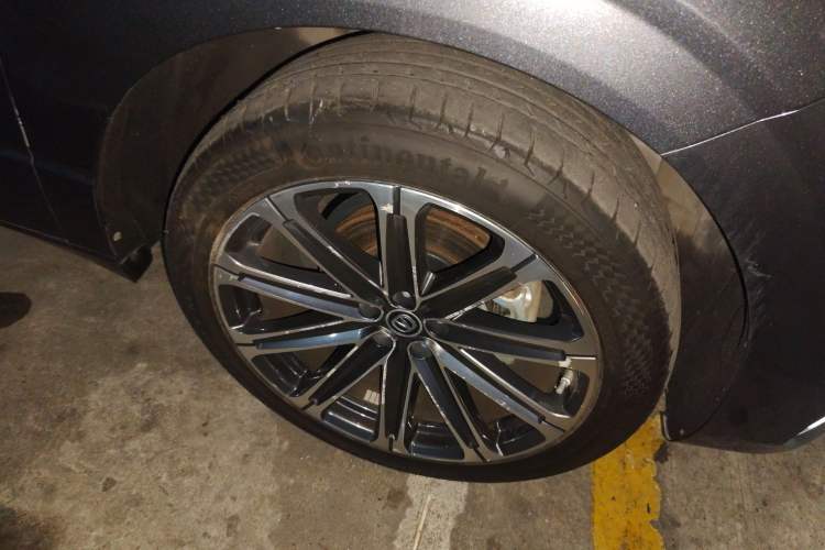 Used CHANGAN UNI-K 2021 2.0T Prestige Edition Right Front Wheel Hub