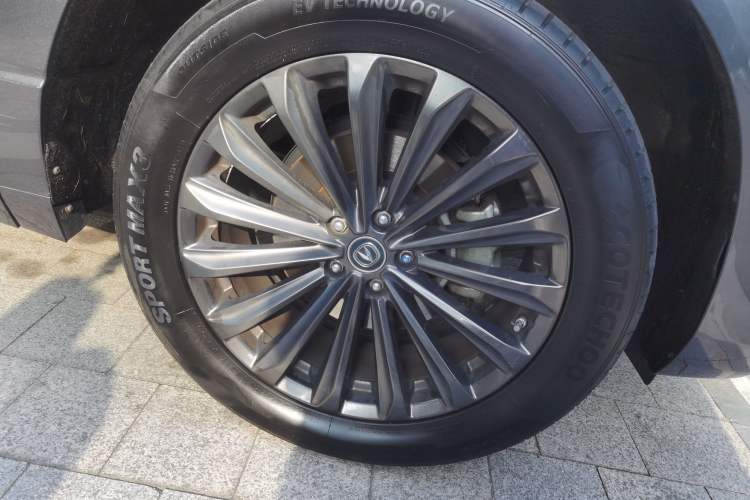 Used CHANGAN UNI-K 2021 2.0T Excellence Edition Right Front Wheel Hub