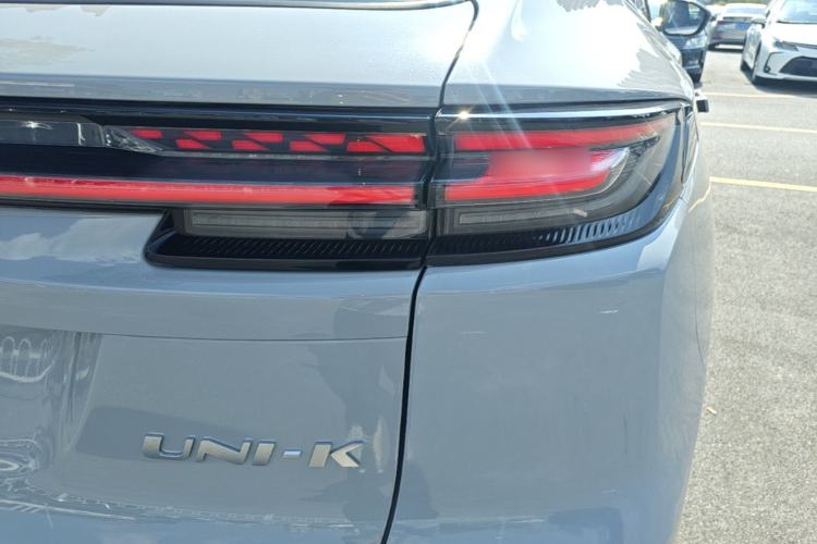 Used CHANGAN UNI-K 2021 2.0T Excellence Edition Right Rear Taillight