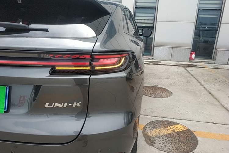 Used CHANGAN UNI-K 2021 2.0T Prestige Edition Right Rear Taillight