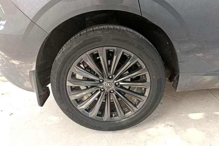 Used CHANGAN UNI-K 2021 2.0T Excellence Edition Right Rear Wheel Hub