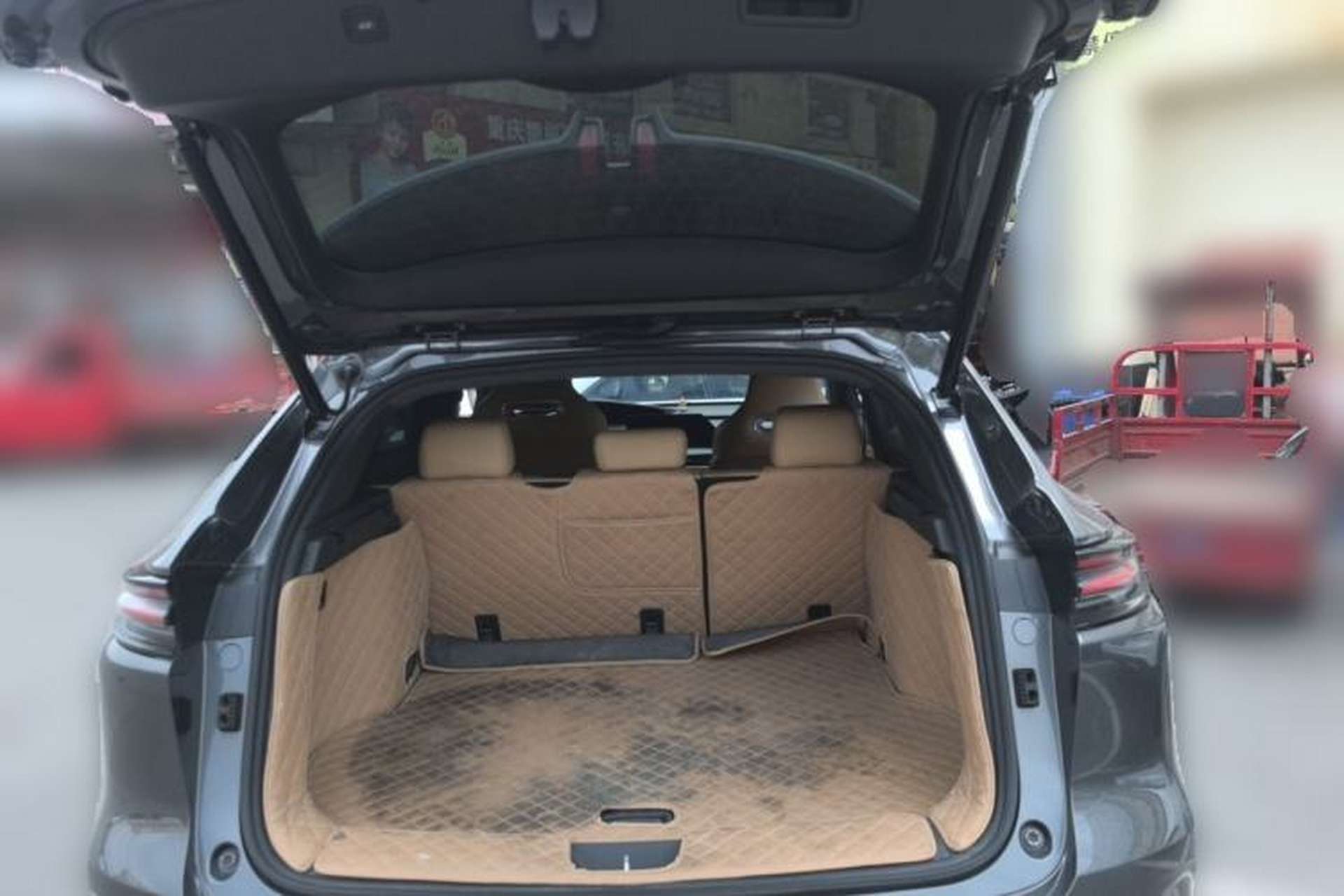 Used CHANGAN UNI-K 2021 2.0T Prestige Edition Trunk