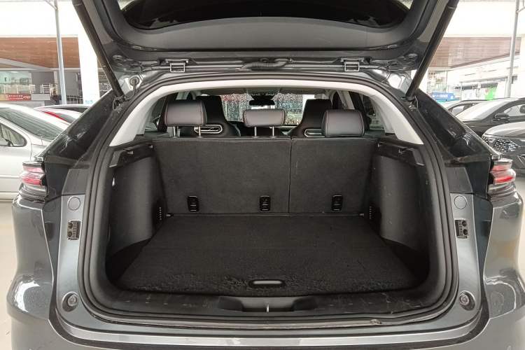 Used CHANGAN UNI-K 2021 2.0T Excellence Edition Trunk