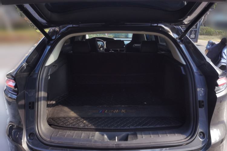 Used CHANGAN UNI-K 2021 2.0T Excellence Edition Trunk