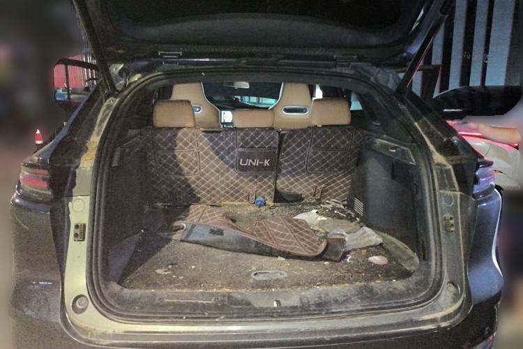 Used CHANGAN UNI-K 2021 2.0T Excellence Edition Trunk