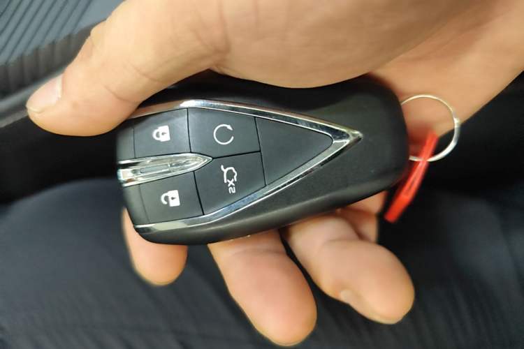 Used CHANGAN UNI-K 2021 2.0T All-Wheel Drive Prestige Version Vehicle Key