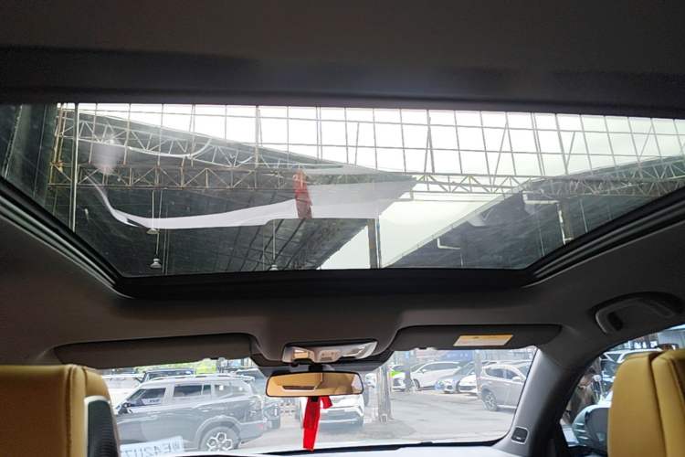 Used CHANGAN UNI-K 2021 2.0T All-Wheel Drive Prestige Version Headliner