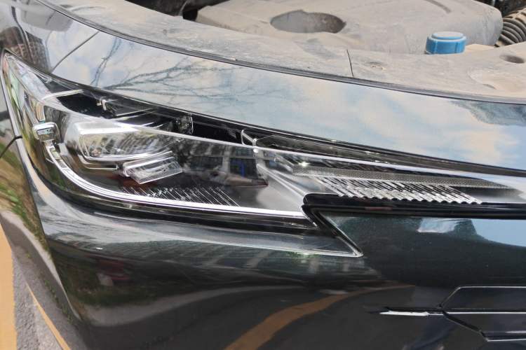 Used CHANGAN UNI-K 2021 2.0T Prestige Edition Right Front Headlight