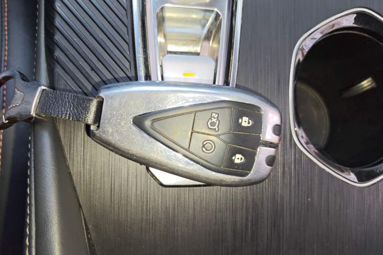 Used CHANGAN UNI-K 2021 2.0T Prestige Edition Vehicle Key