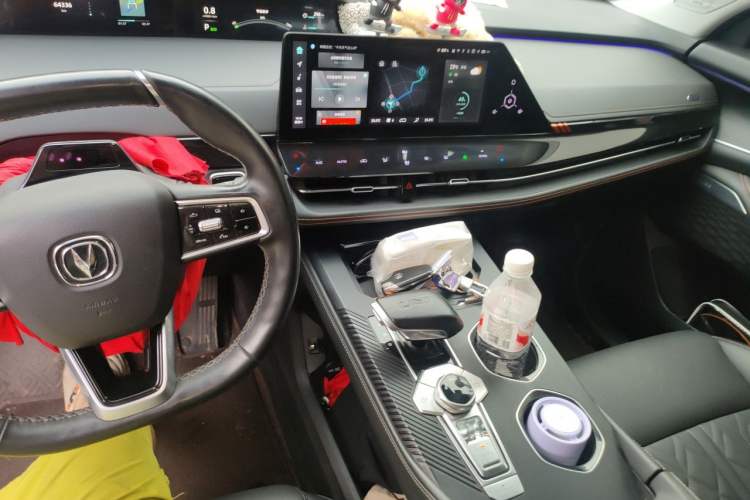 Used CHANGAN UNI-K 2021 2.0T All-Wheel Drive Prestige Version Audio And AC Panel