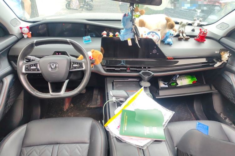 Used CHANGAN UNI-K 2021 2.0T Prestige Edition Center Console
