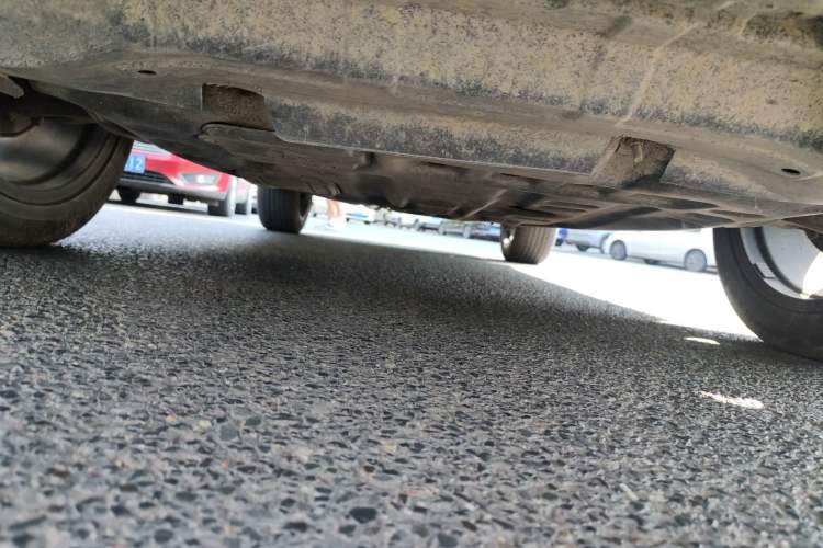 Used CHANGAN UNI-K 2021 2.0T All-Wheel Drive Prestige Version Chassis Front