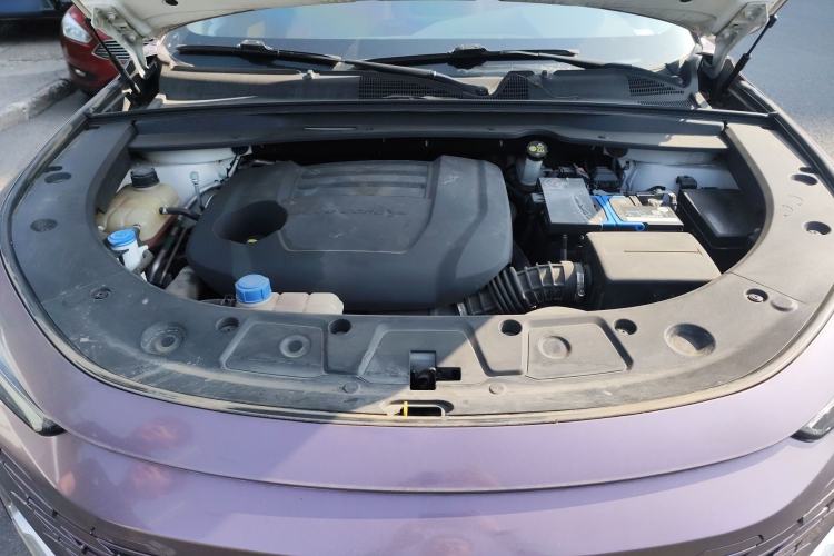 Used CHANGAN UNI-K 2021 2.0T All-Wheel Drive Prestige Version Engine Bay