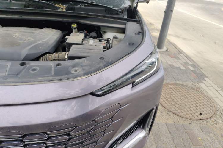 Used CHANGAN UNI-K 2021 2.0T Prestige Edition Engine Bay Left