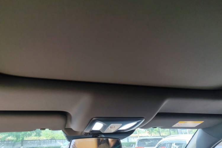 Used CHANGAN UNI-K 2021 2.0T All-Wheel Drive Prestige Version Headliner