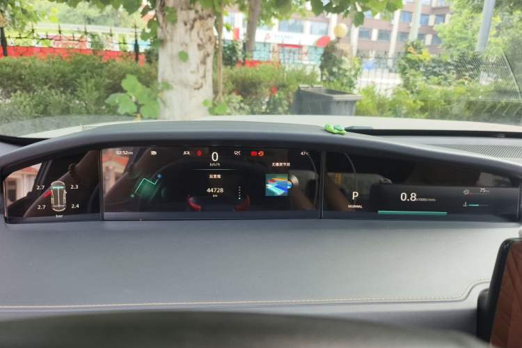 Used CHANGAN UNI-K 2021 2.0T All-Wheel Drive Prestige Version Instrument Cluster