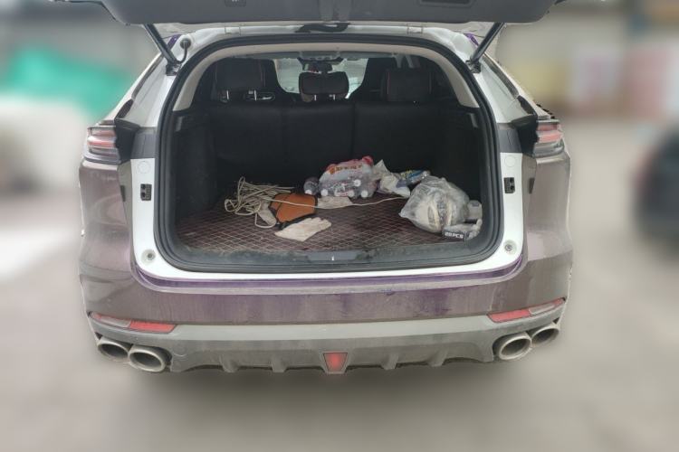 Used CHANGAN UNI-K 2021 2.0T All-Wheel Drive Prestige Version Trunk