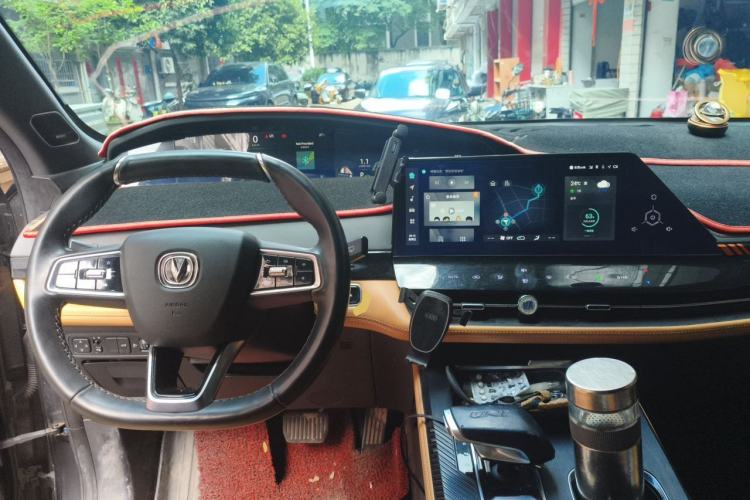 Used CHANGAN UNI-K 2021 2.0T Excellence Edition Center Console