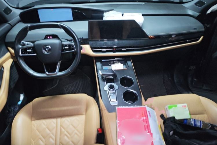 Used CHANGAN UNI-K 2021 2.0T Prestige Edition Center Console