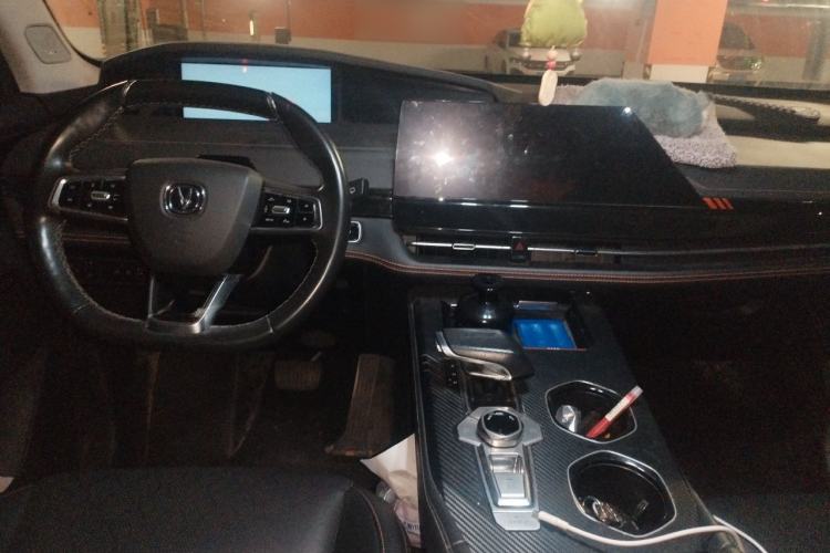 Used CHANGAN UNI-K 2021 2.0T Prestige Edition Center Console