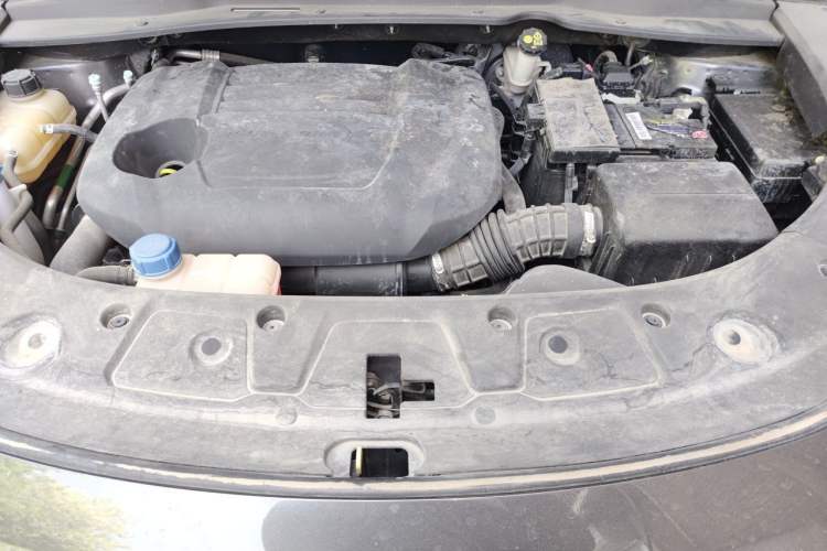 Used CHANGAN UNI-K 2021 2.0T Excellence Edition Engine Bay