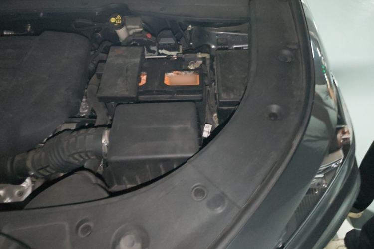 Used CHANGAN UNI-K 2021 2.0T Prestige Edition Engine Bay Left