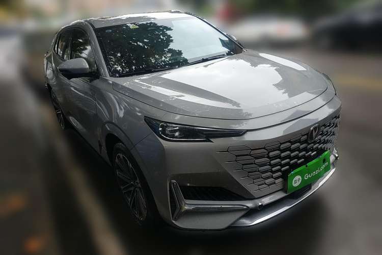 Used CHANGAN UNI-K 2021 2.0T Prestige Edition Front Right 45 Deg