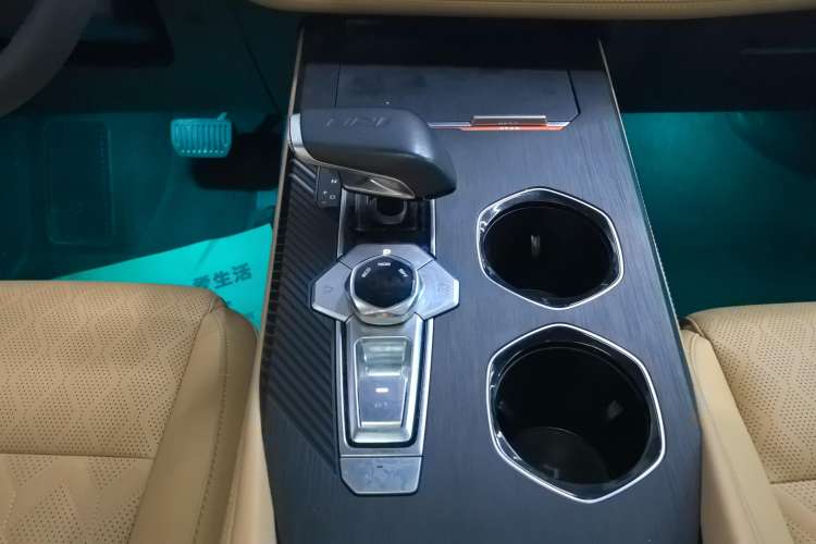 Used CHANGAN UNI-K 2021 2.0T Prestige Edition Gear Lever