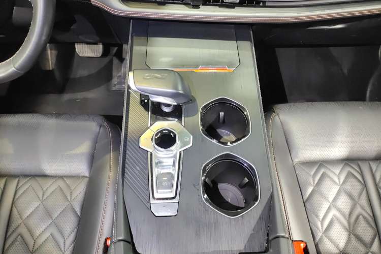 Used CHANGAN UNI-K 2021 2.0T Prestige Edition Gear Lever