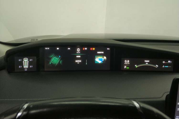 Used CHANGAN UNI-K 2021 2.0T All-Wheel Drive Prestige Version Instrument Cluster