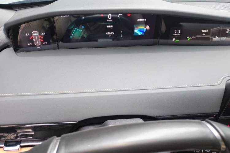 Used CHANGAN UNI-K 2021 2.0T All-Wheel Drive Prestige Version Instrument Cluster