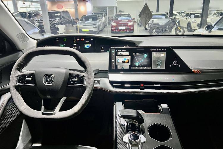 Used CHANGAN UNI-K 2021 2.0T Excellence Edition Interior 2